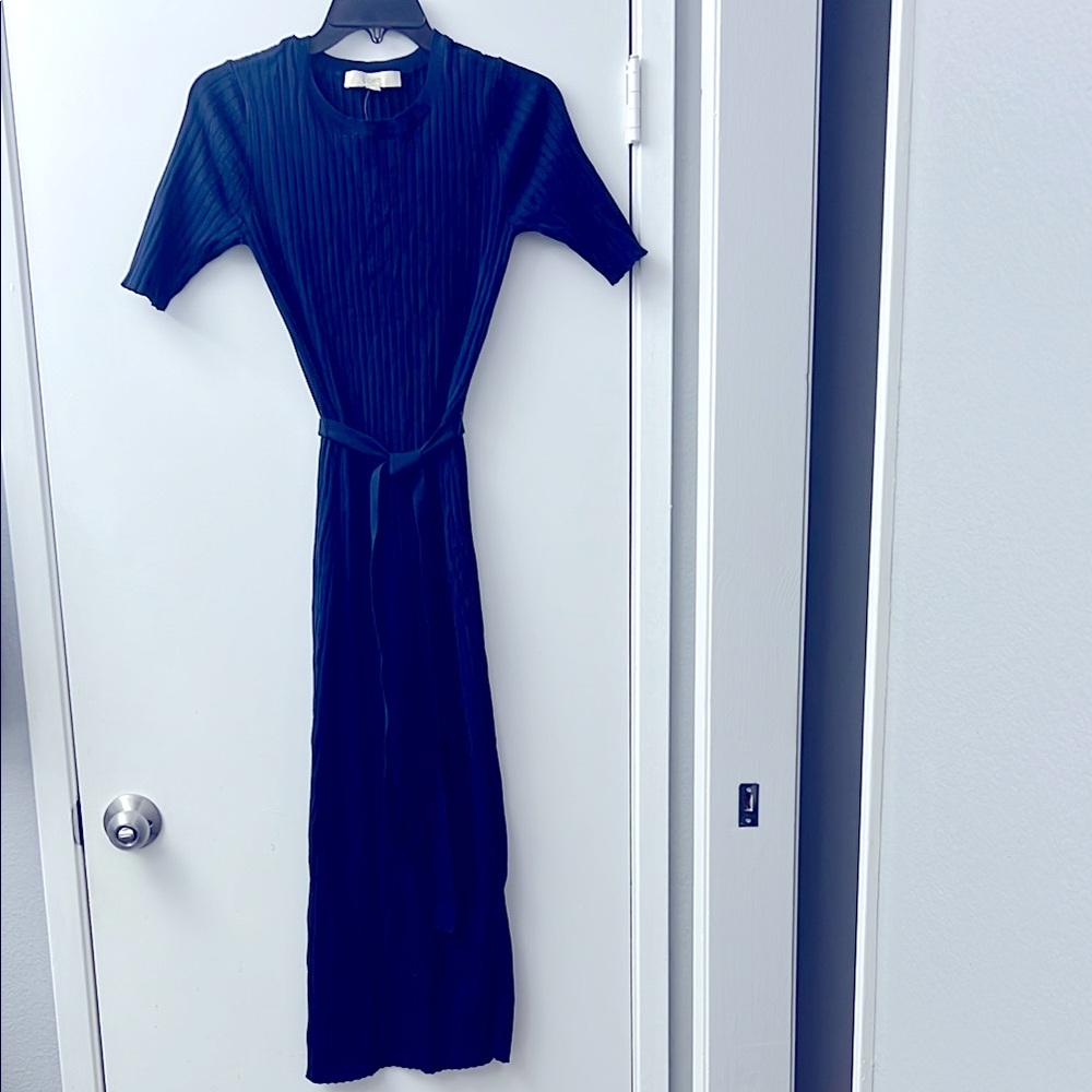 Ribbed short sleeve lightweight sweater dress